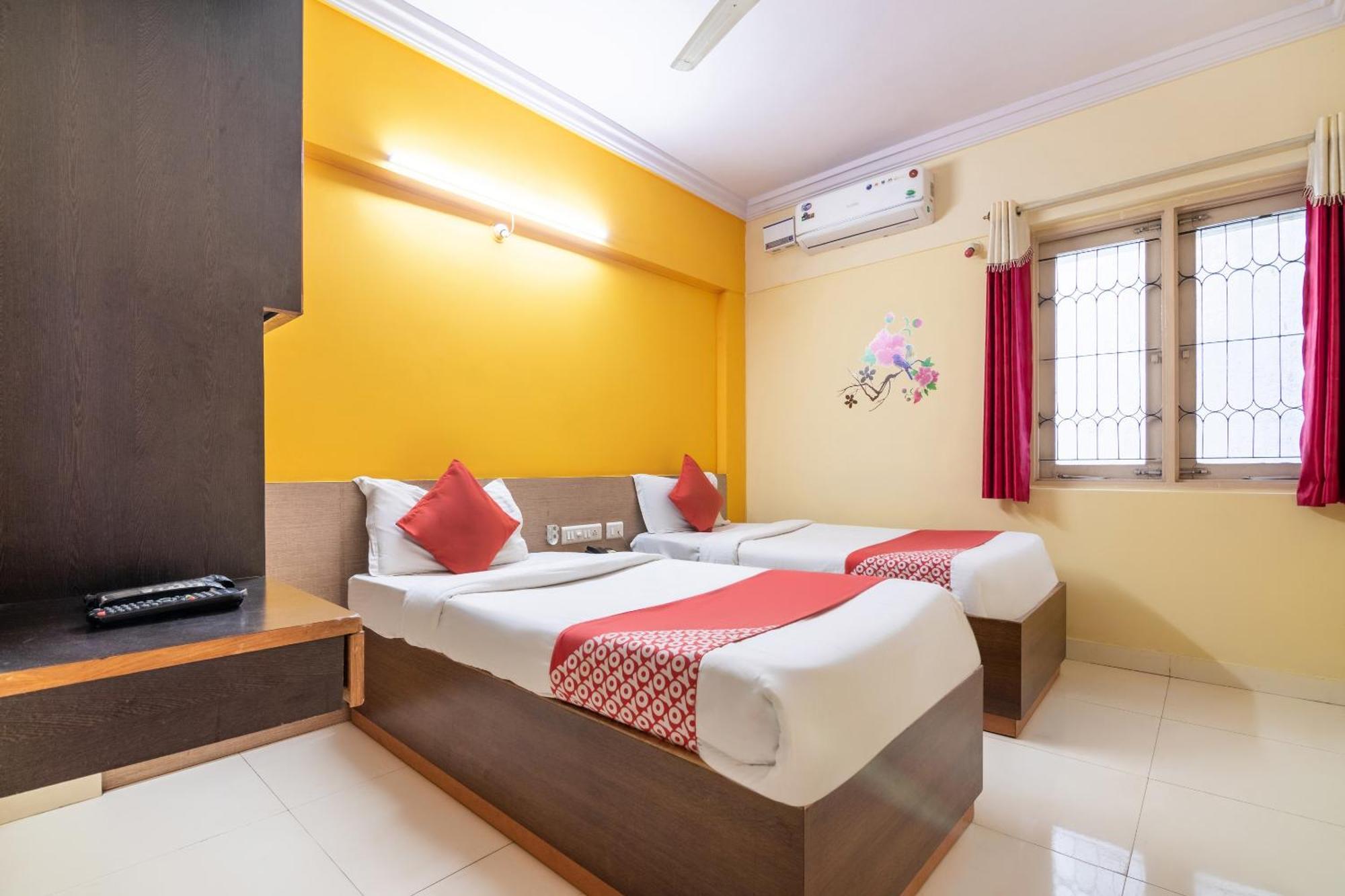 Hotel O Ujwal Residency Bangalore Bagian luar foto